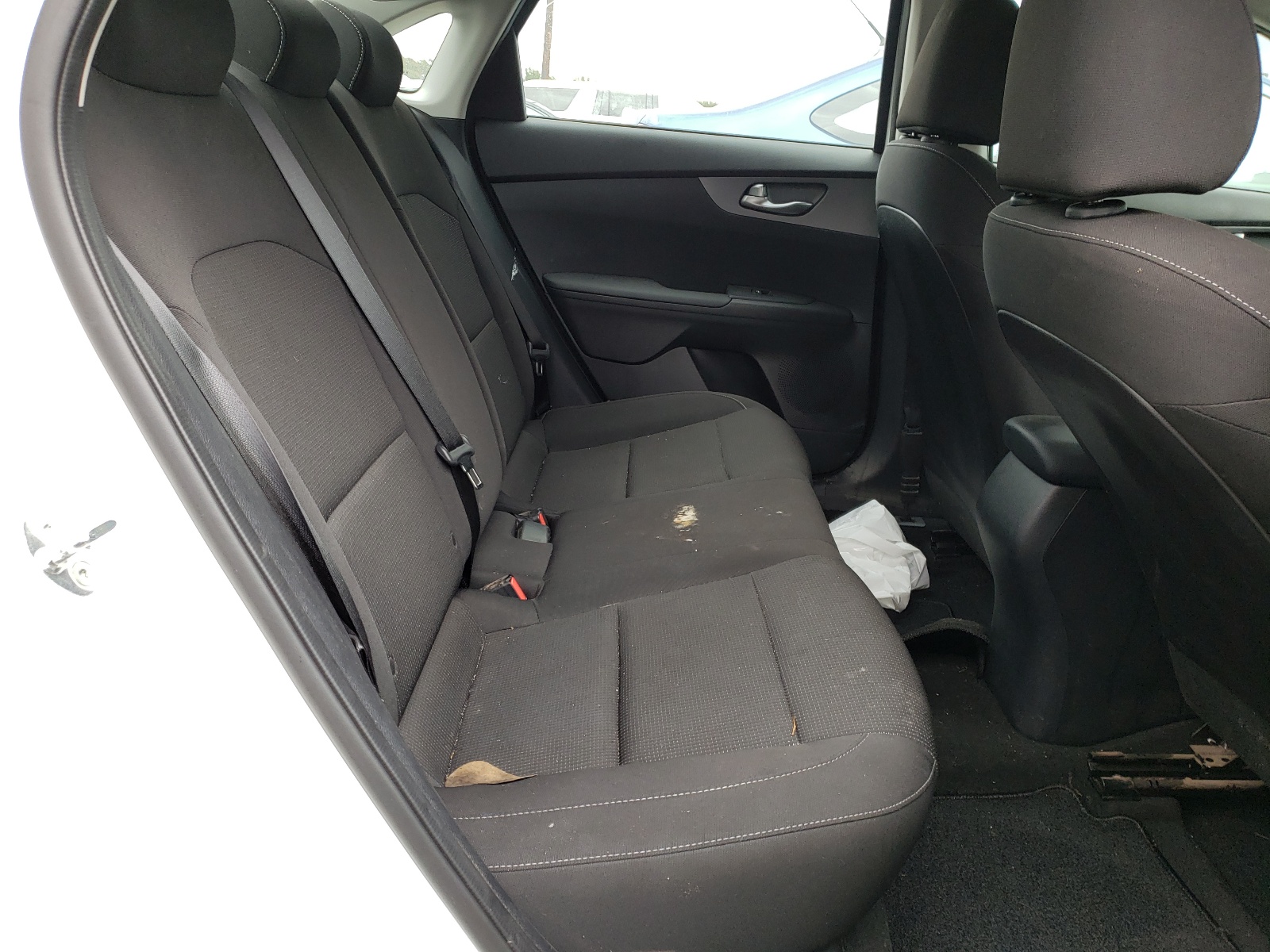 Photo 6 from auction – 2021 KIA FORTE FE with VIN 3KPF24AD0ME292274
