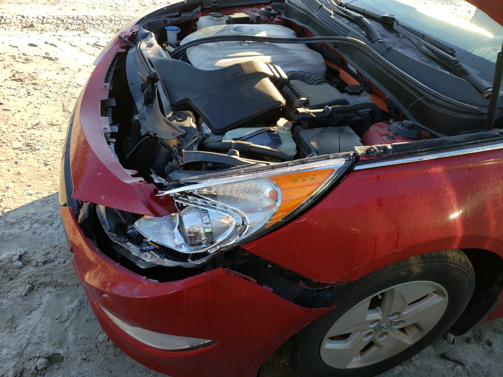 Photo 9 from auction – 2011 HYUNDAI SONATA HYB with VIN KMHEC4A49BA007317
