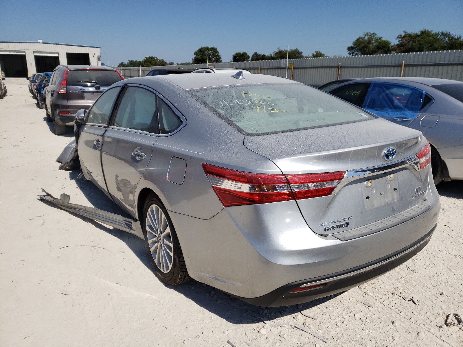 Photo 3 from auction – 2015 TOYOTA AVALON HYB with VIN 4T1BD1EB6FU047365
