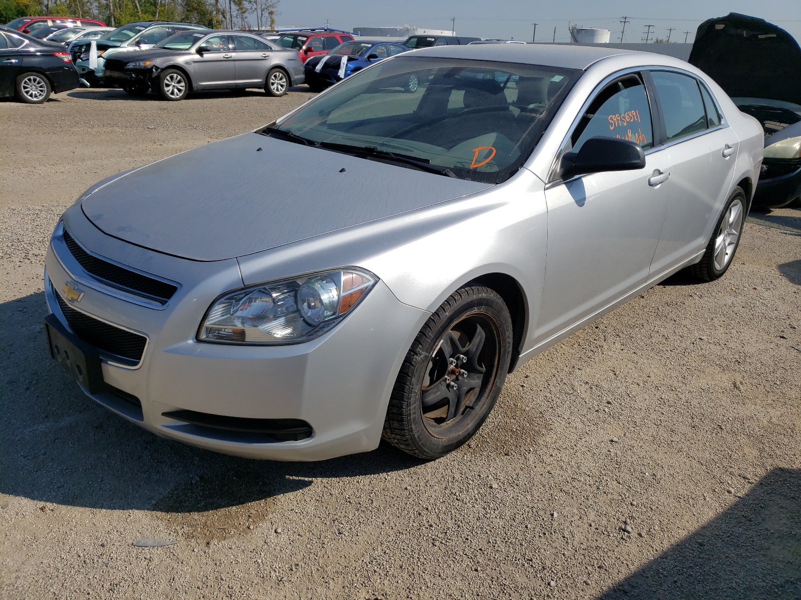 Zdjęcie 2 z aukcji – 2011 CHEVROLET MALIBU z VIN 1G1ZA5EU7BF104491