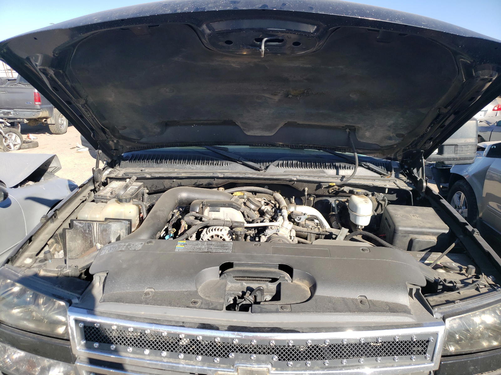 Photo 7 from auction – 2005 CHEVROLET SILVERADO with VIN 1GCHK23255F915839