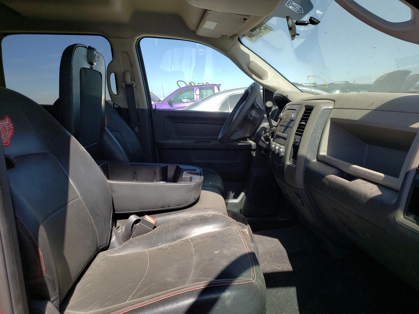 Photo 5 from auction – 2012 DODGE RAM 1500 S with VIN 1C6RD7KT9CS176914