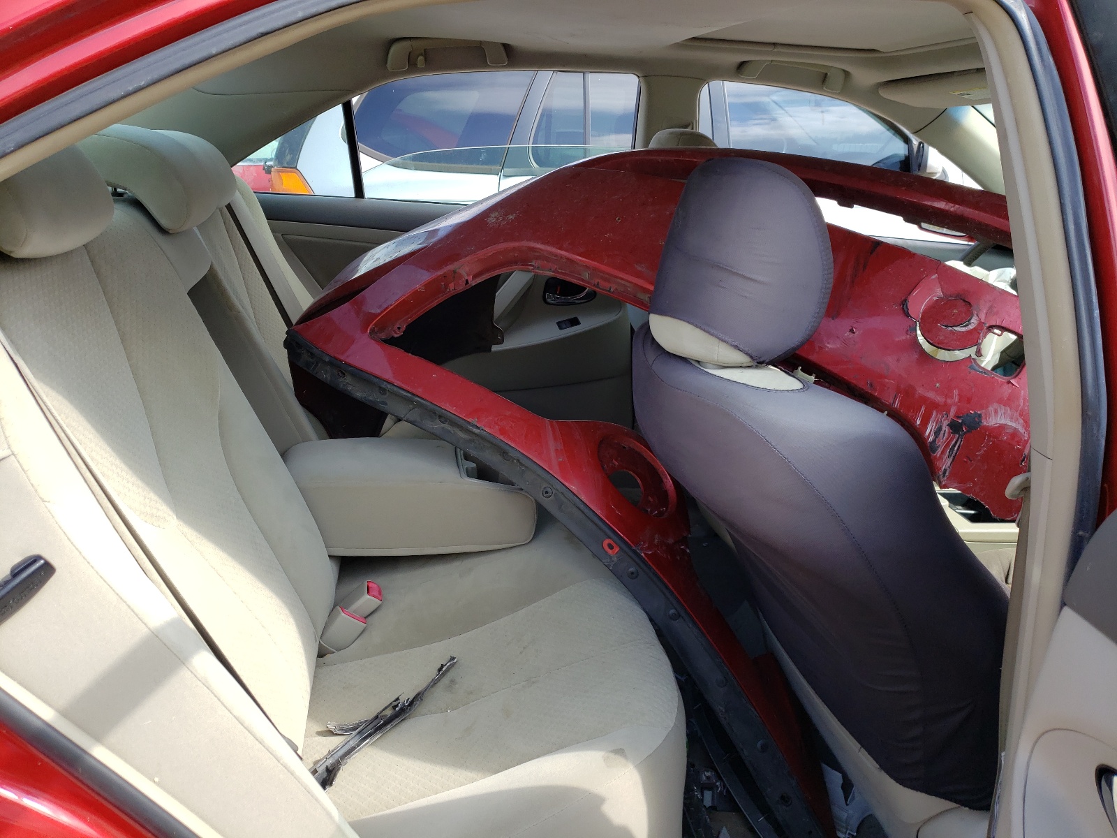 Photo 6 from auction – 2007 TOYOTA CAMRY HYBR with VIN JTNBB46K973043288