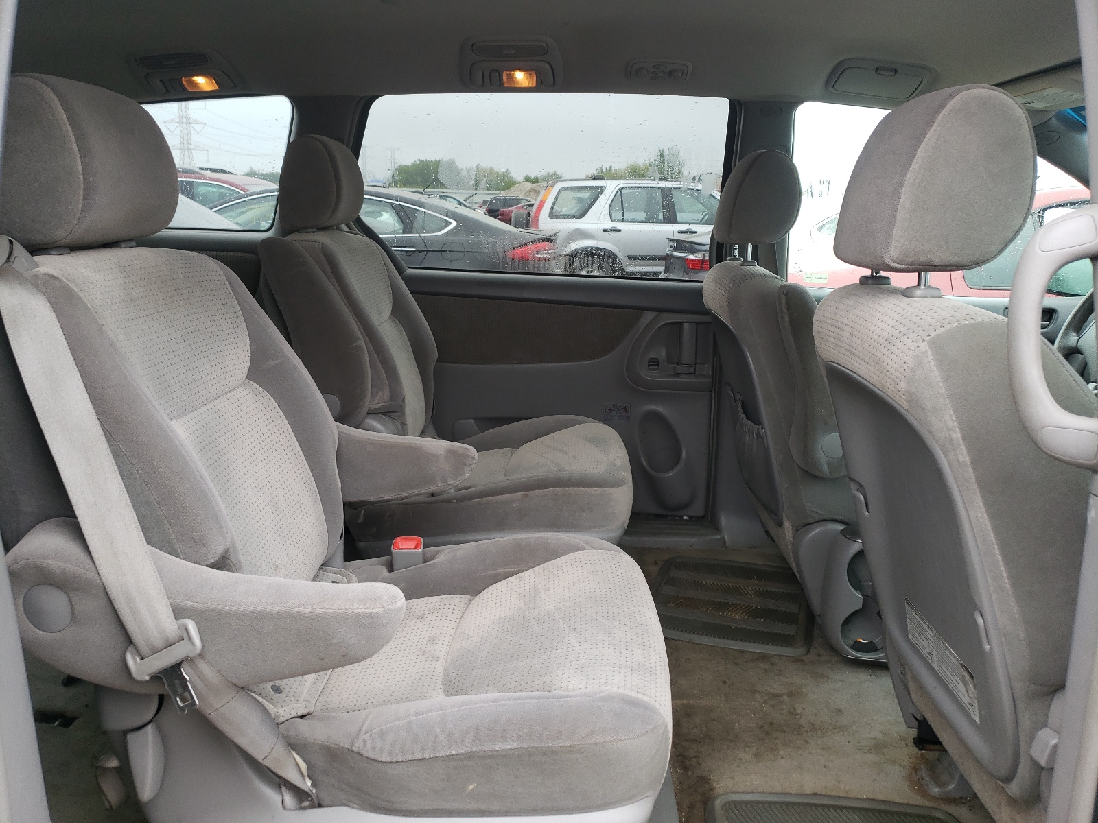 Photo 6 from auction – 2008 TOYOTA SIENNA CE with VIN 5TDZK23C38S186807