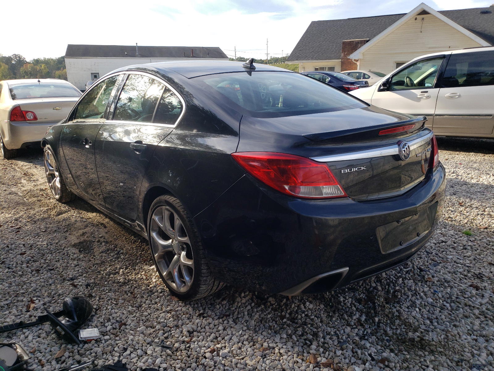 Photo 3 from auction – 2012 BUICK REGAL with VIN 2G4GV5GVXC9196663