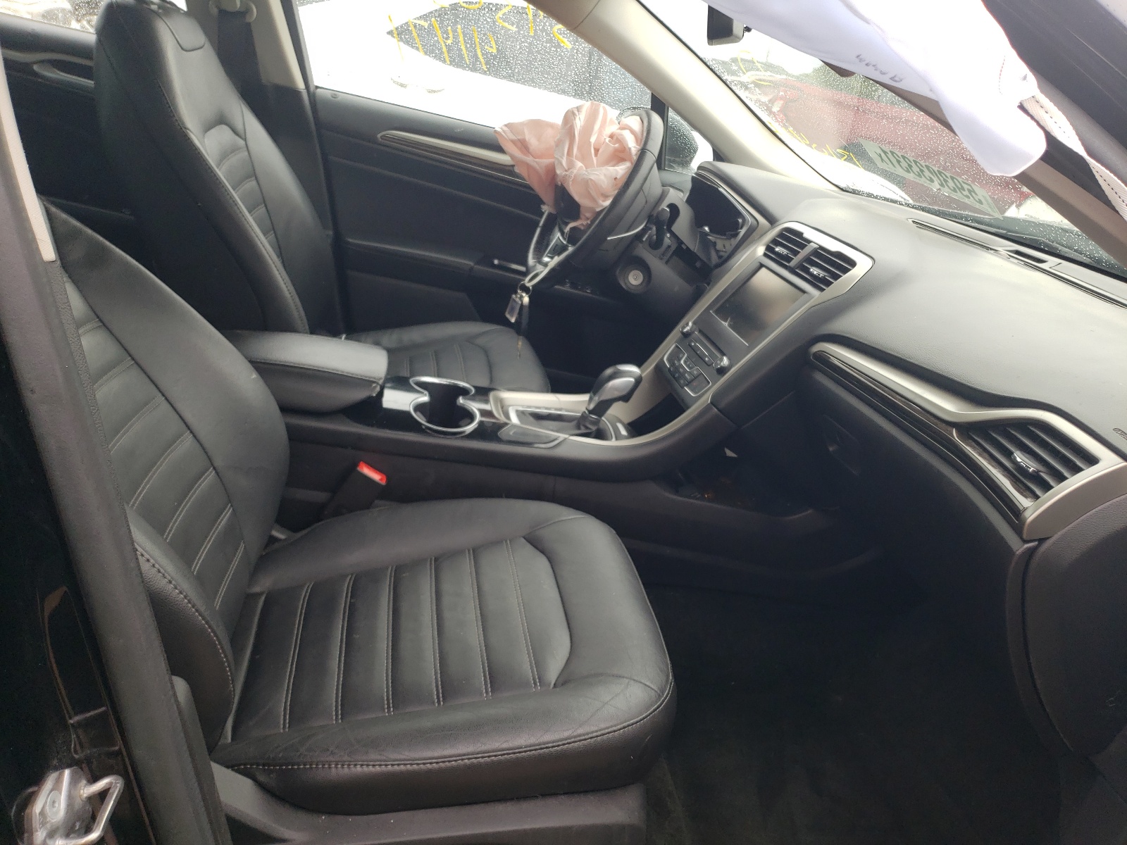 Photo 5 from auction – 2016 FORD FUSION SE with VIN 3FA6P0HD8GR131044