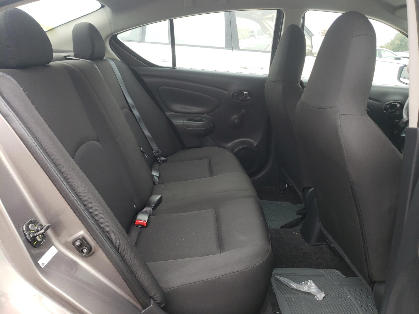 Photo 6 from auction – 2016 NISSAN VERSA S with VIN 3N1CN7AP4GL839748