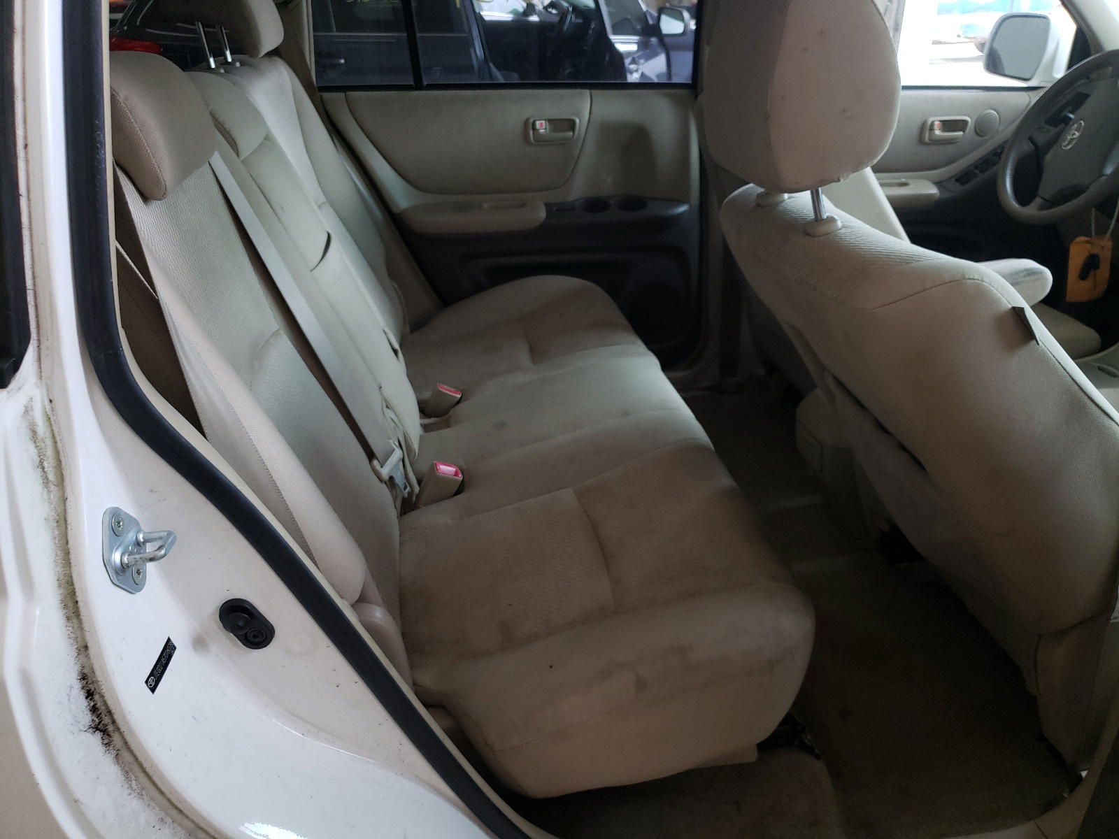 Photo 6 from auction – 2007 TOYOTA HIGHLANDER with VIN JTEGD21A570160788