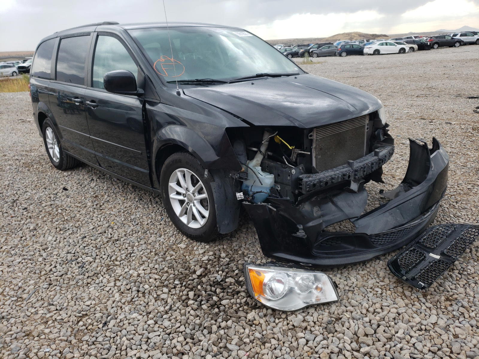 DODGE GRAND CARA 2016 with VIN 2C4RDGCG6GR318105 - Photo from auction