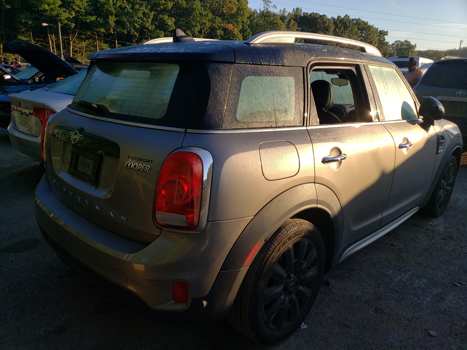 Photo 4 from auction – 2019 MINI COOPER COU with VIN WMZYS7C5XK3F46323