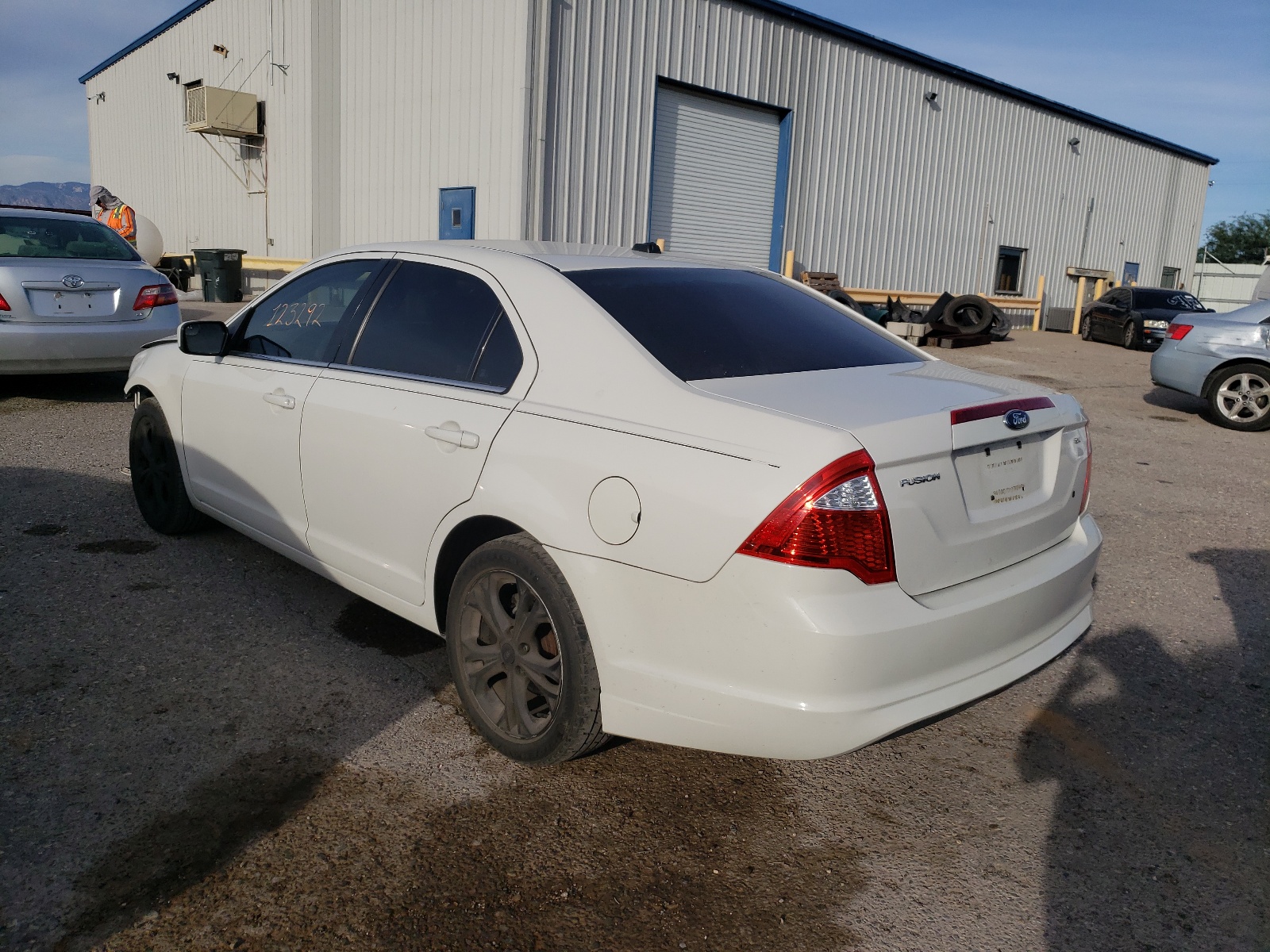 Photo 3 from auction – 2012 FORD FUSION SE with VIN 3FAHP0HA4CR299594