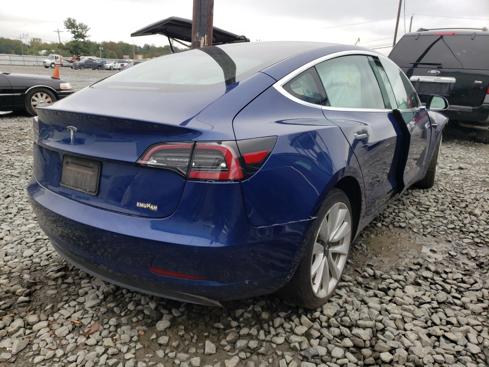 Photo 4 from auction – 2019 TESLA MODEL 3 with VIN 5YJ3E1EA0KF432095