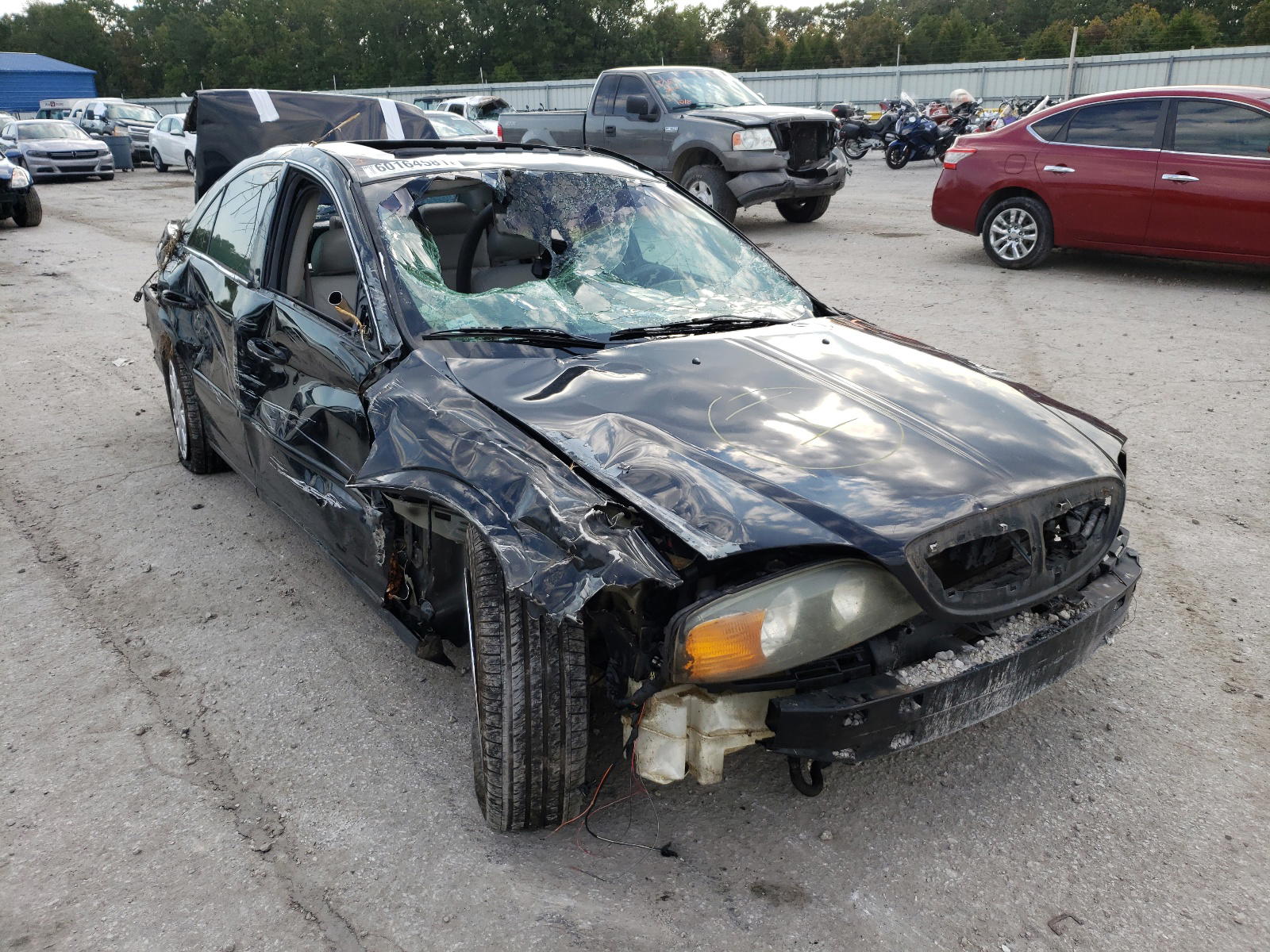 LINCOLN LS 2002 with VIN 1LNHM87A82Y714138 - Photo from auction