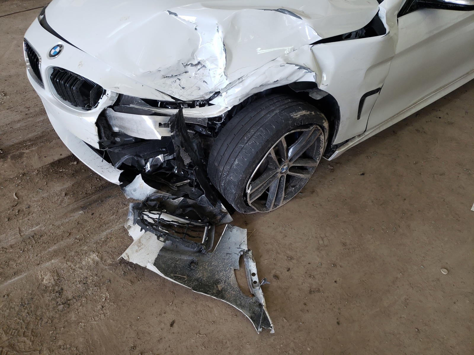 Photo 9 from auction – 2018 BMW 440XI with VIN WBA4W9C59JAC99107