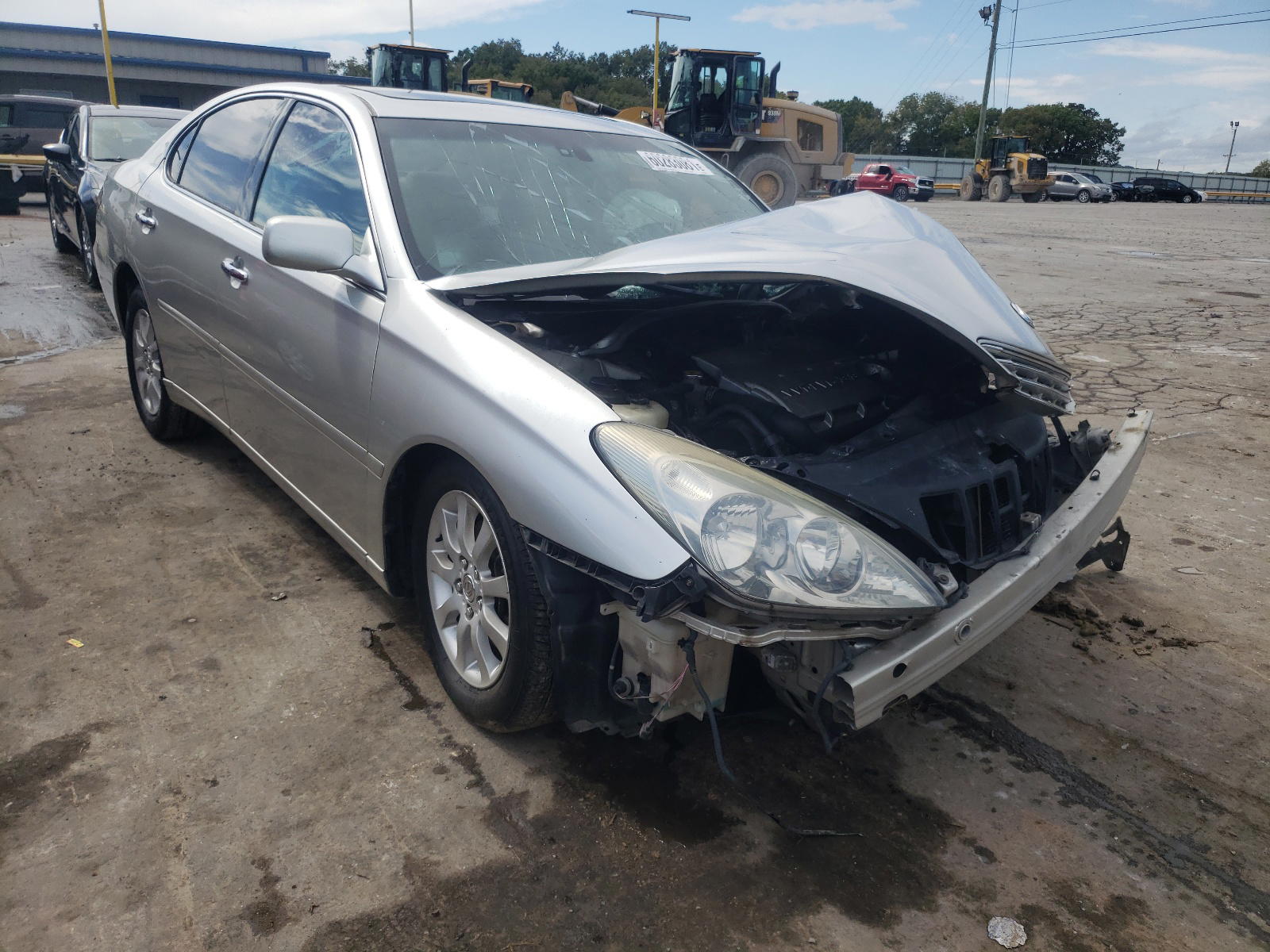 LEXUS ES 330 2004 with VIN JTHBA30G840006508 - Photo from auction