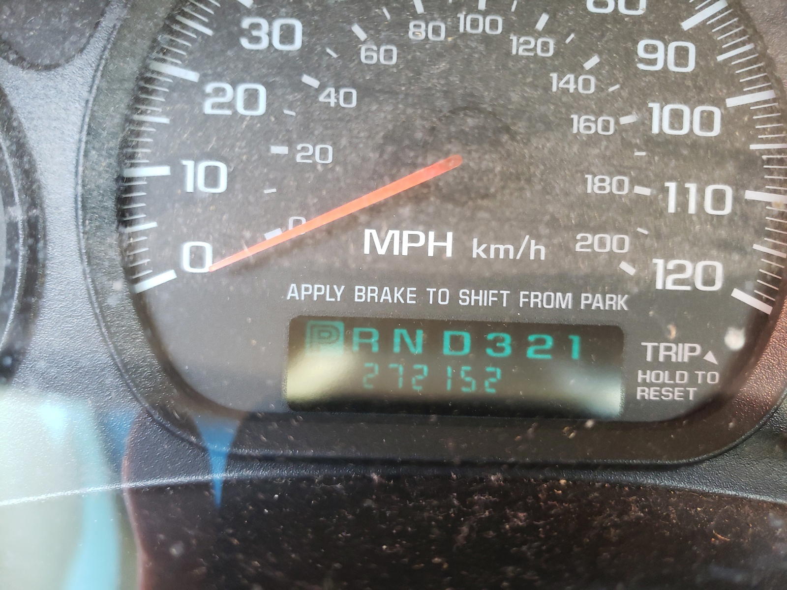 Photo 8 from auction – 2003 CHEVROLET IMPALA with VIN 2G1WF52E039402392