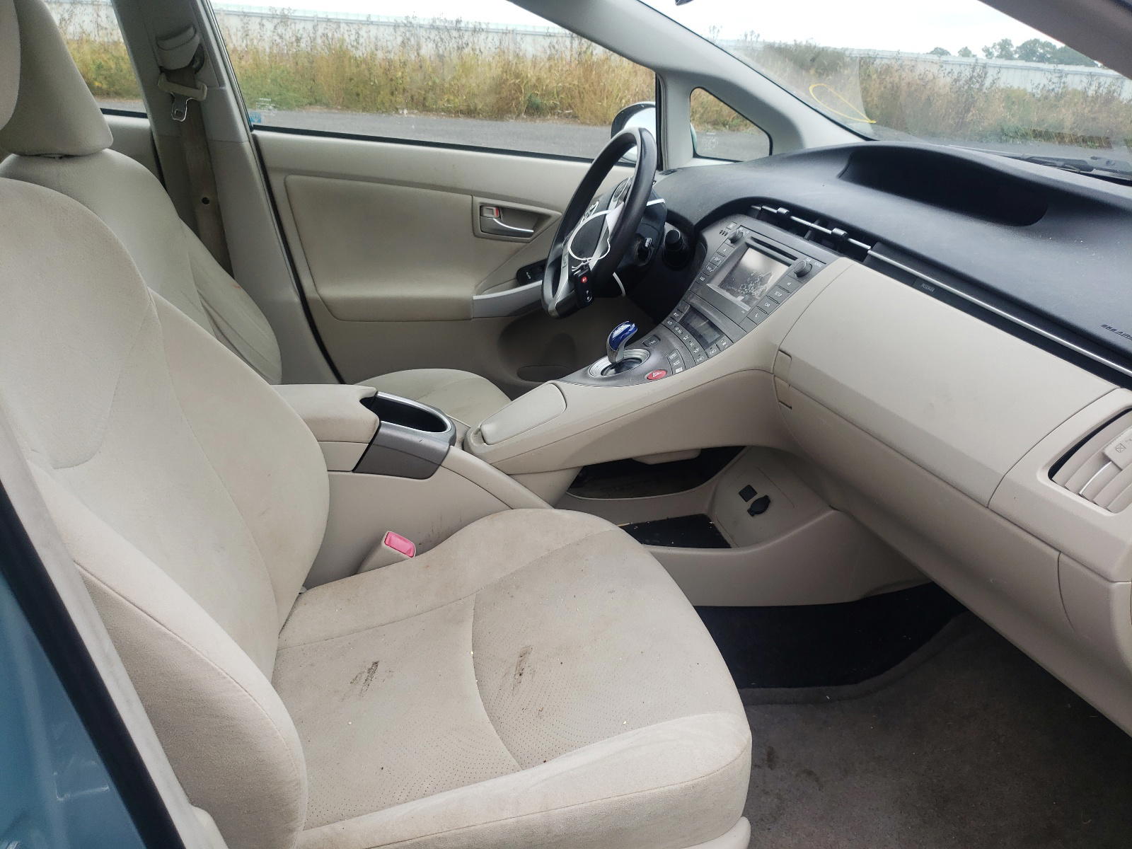 Photo 5 from auction – 2012 TOYOTA PRIUS with VIN JTDKN3DU0C5376052