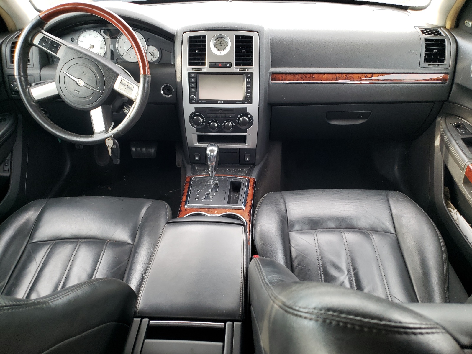 Foto 9 de la subasta – 2009 CHRYSLER 300C con VIN 2C3LA63T09H600517