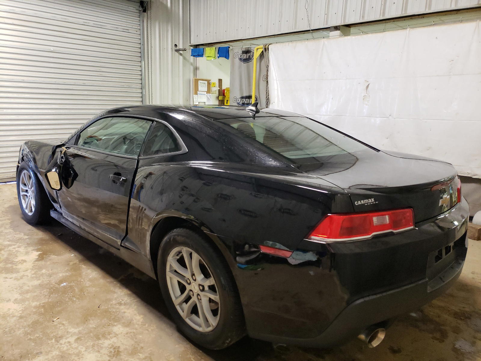 Photo 3 from auction – 2015 CHEVROLET CAMARO LS with VIN 2G1FB1E34F9305845