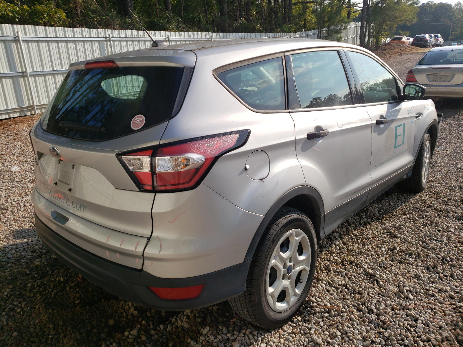 Photo 4 from auction – 2018 FORD ESCAPE S with VIN 1FMCU0F77JUB67449