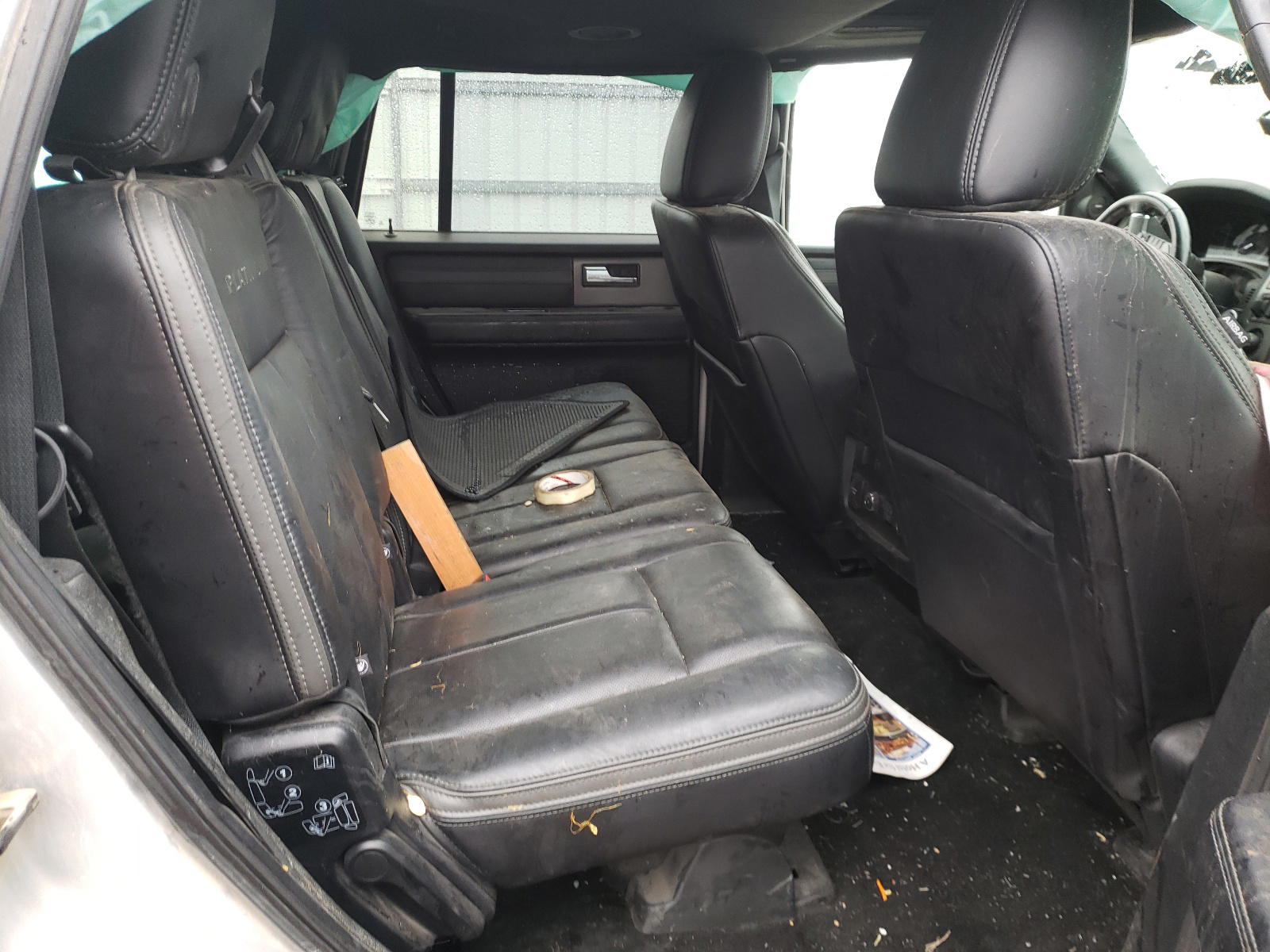 Photo 6 from auction – 2017 FORD EXPEDITION with VIN 1FMJU1MT2HEA23986