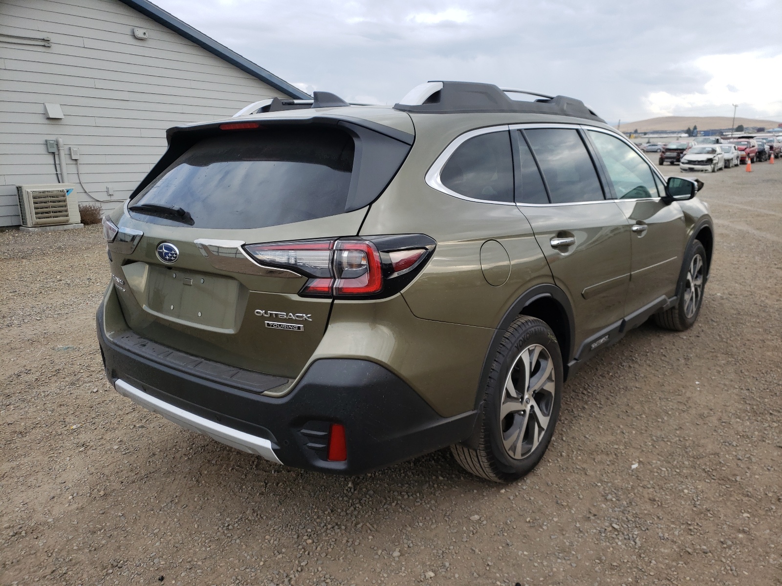 Photo 4 from auction – 2021 SUBARU OUTBACK TO with VIN 4S4BTAPC4M3112354