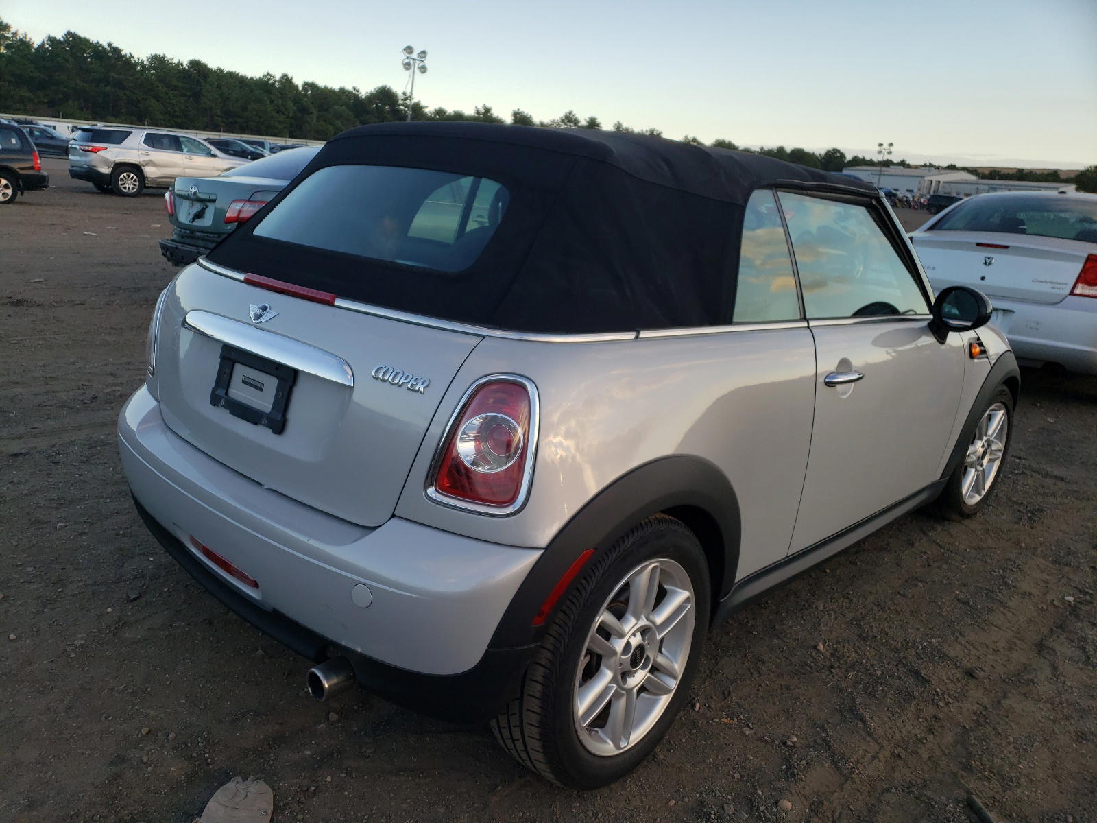 Photo 4 from auction – 2013 MINI COOPER with VIN WMWZN3C52DT568978