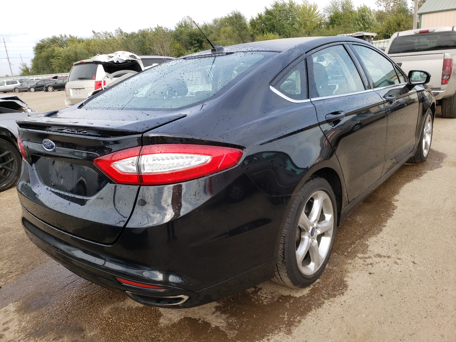 Photo 4 from auction – 2013 FORD FUSION SE with VIN 3FA6P0H95DR278400