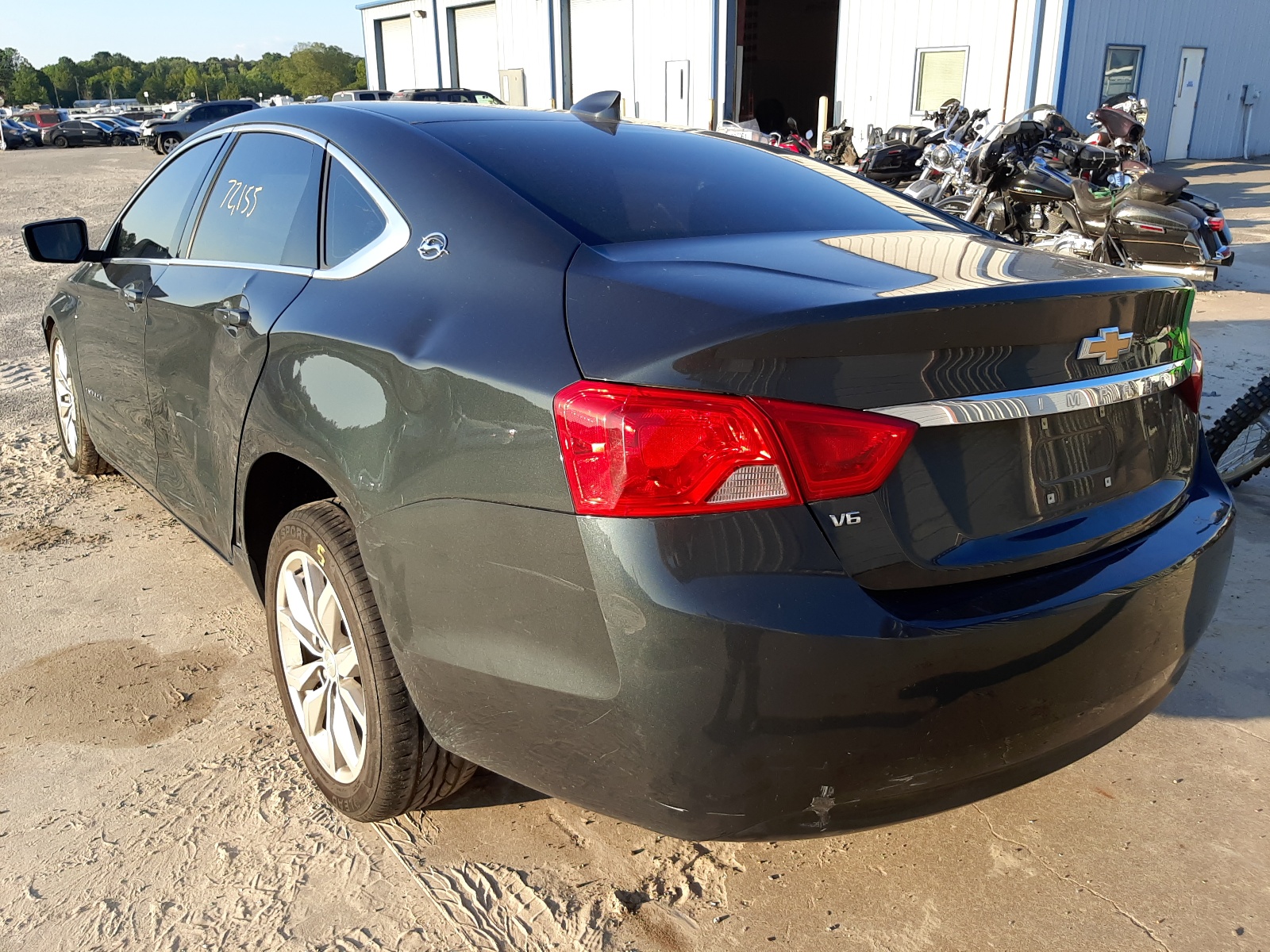 Photo 3 from auction – 2018 CHEVROLET IMPALA LT with VIN 1G1105S36JU136063