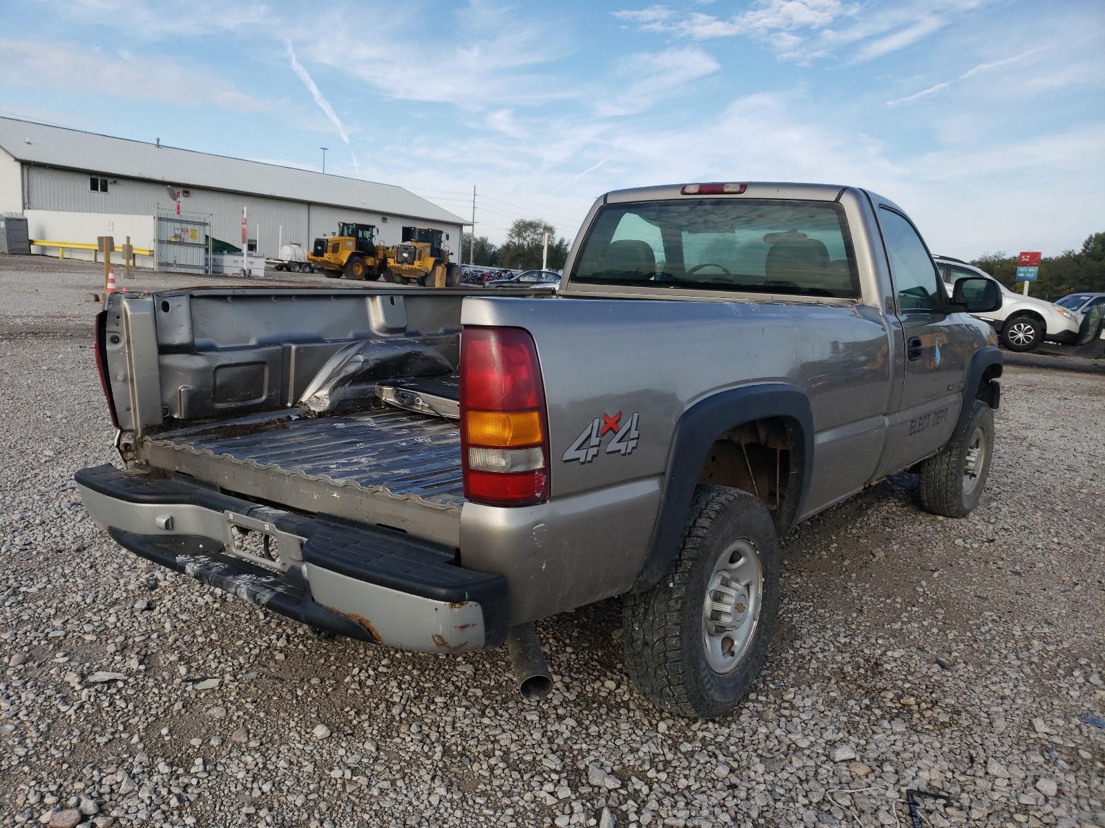 Photo 4 from auction – 2001 CHEVROLET SILVERADO with VIN 1GCHK24U31Z256460