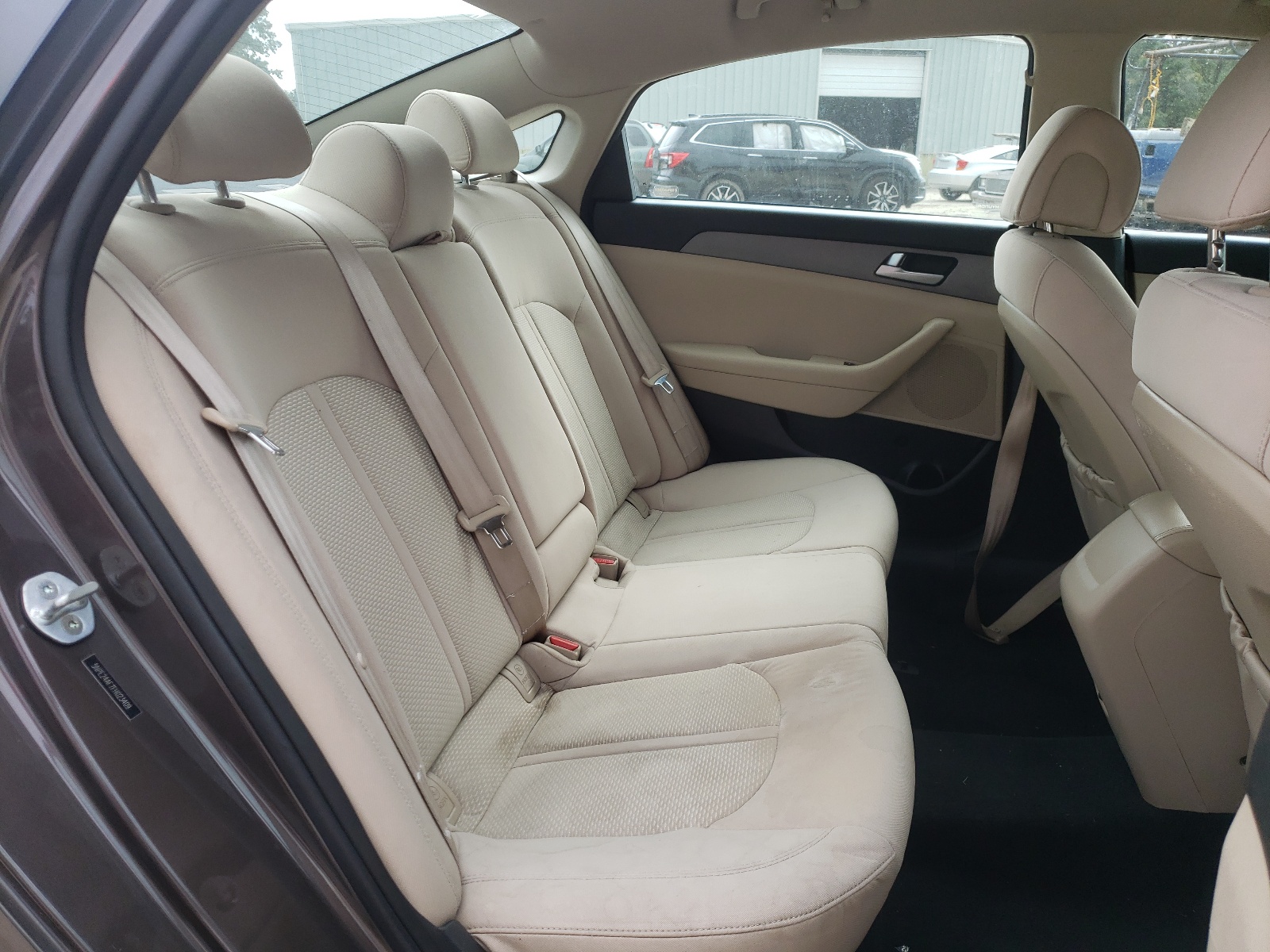 Photo 6 from auction – 2015 HYUNDAI SONATA SE with VIN 5NPE24AF7FH023409