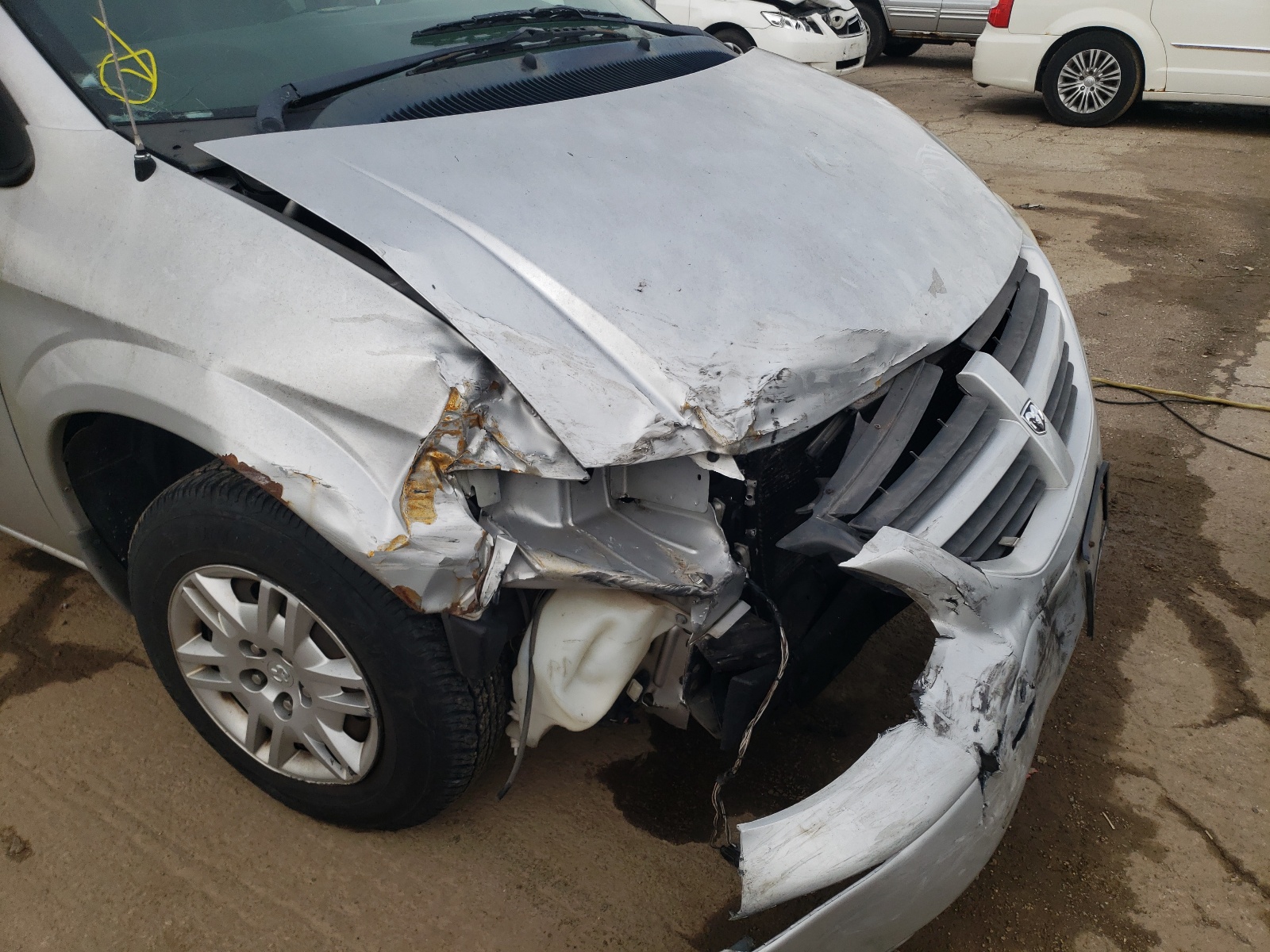Photo 9 from auction – 2006 DODGE GRAND CARA with VIN 1D4GP24R36B502600