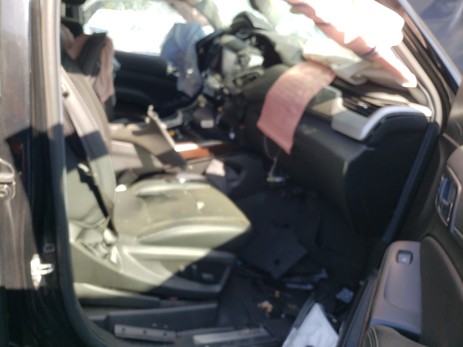 Photo 5 from auction – 2020 GMC YUKON SLT with VIN 1GKS2BKC4LR271976