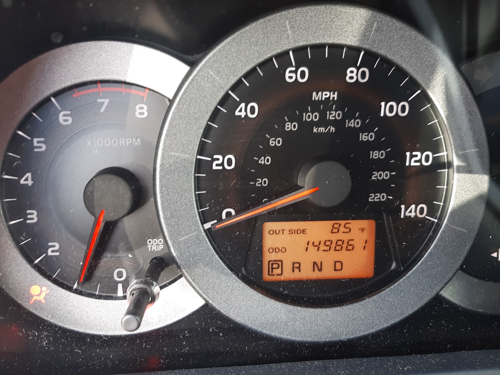 Photo 8 from auction – 2008 TOYOTA RAV4 with VIN JTMZD33V186060608