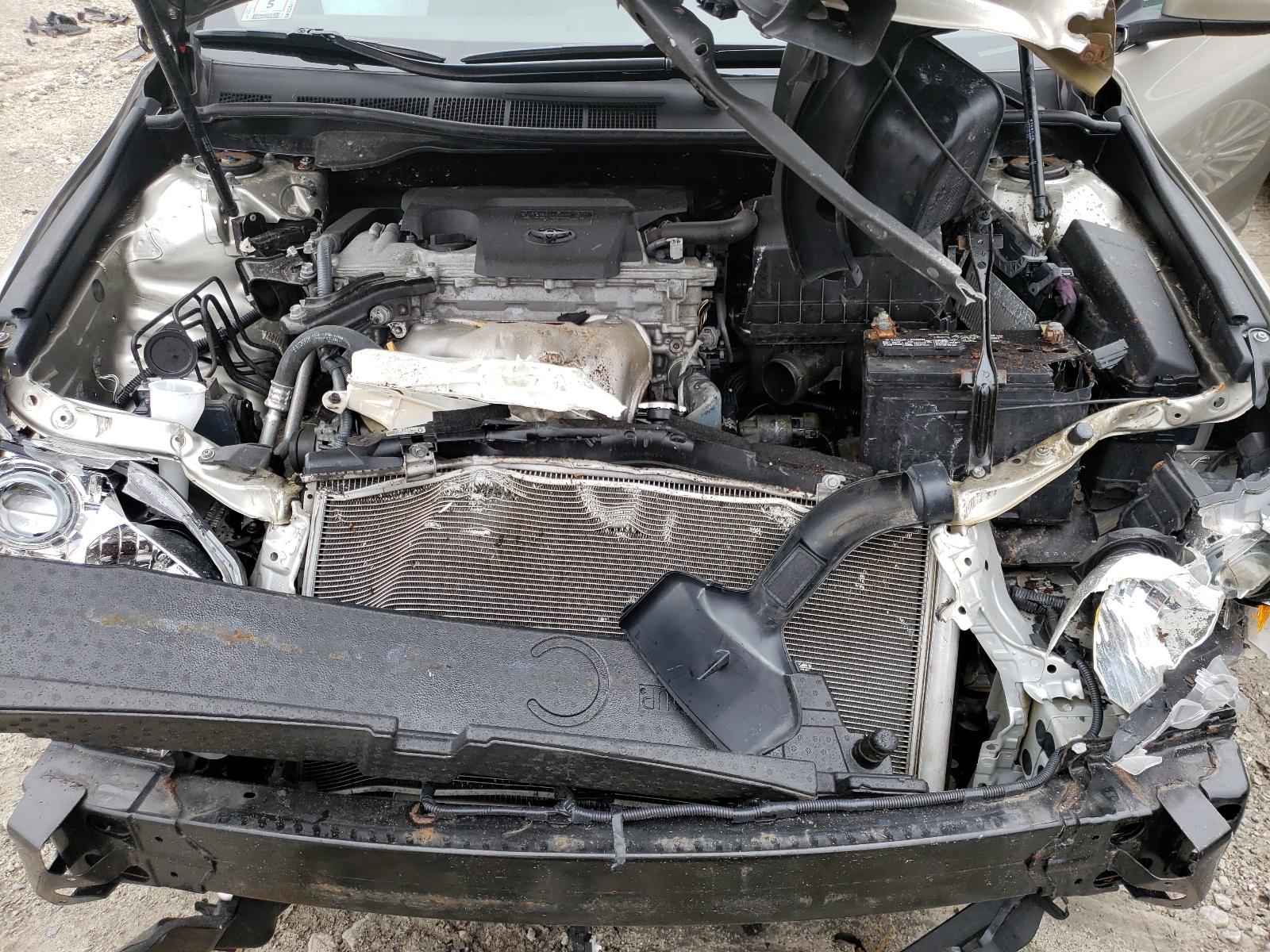 Photo 7 from auction – 2017 TOYOTA CAMRY LE with VIN 4T1BF1FK0HU306153