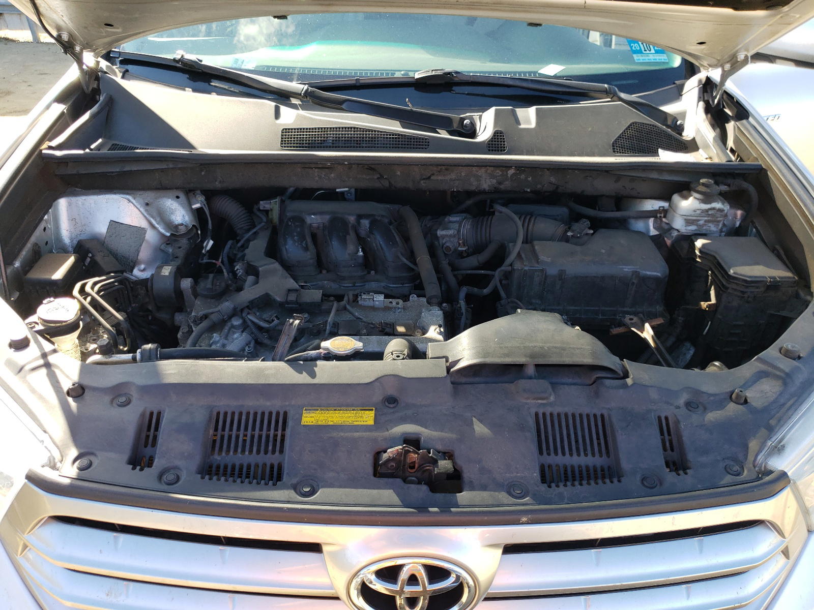 Photo 7 from auction – 2012 TOYOTA HIGHLANDER with VIN 5TDDK3EH0CS103867