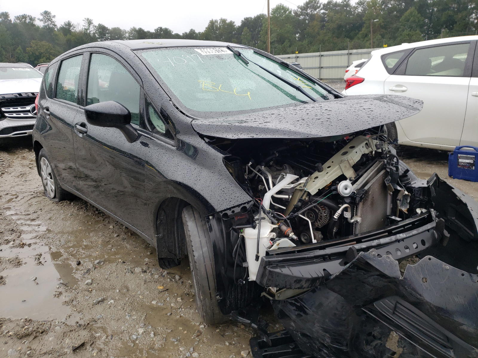 NISSAN VERSA NOTE 2018 with VIN 3N1CE2CP8JL354097 - Photo from auction
