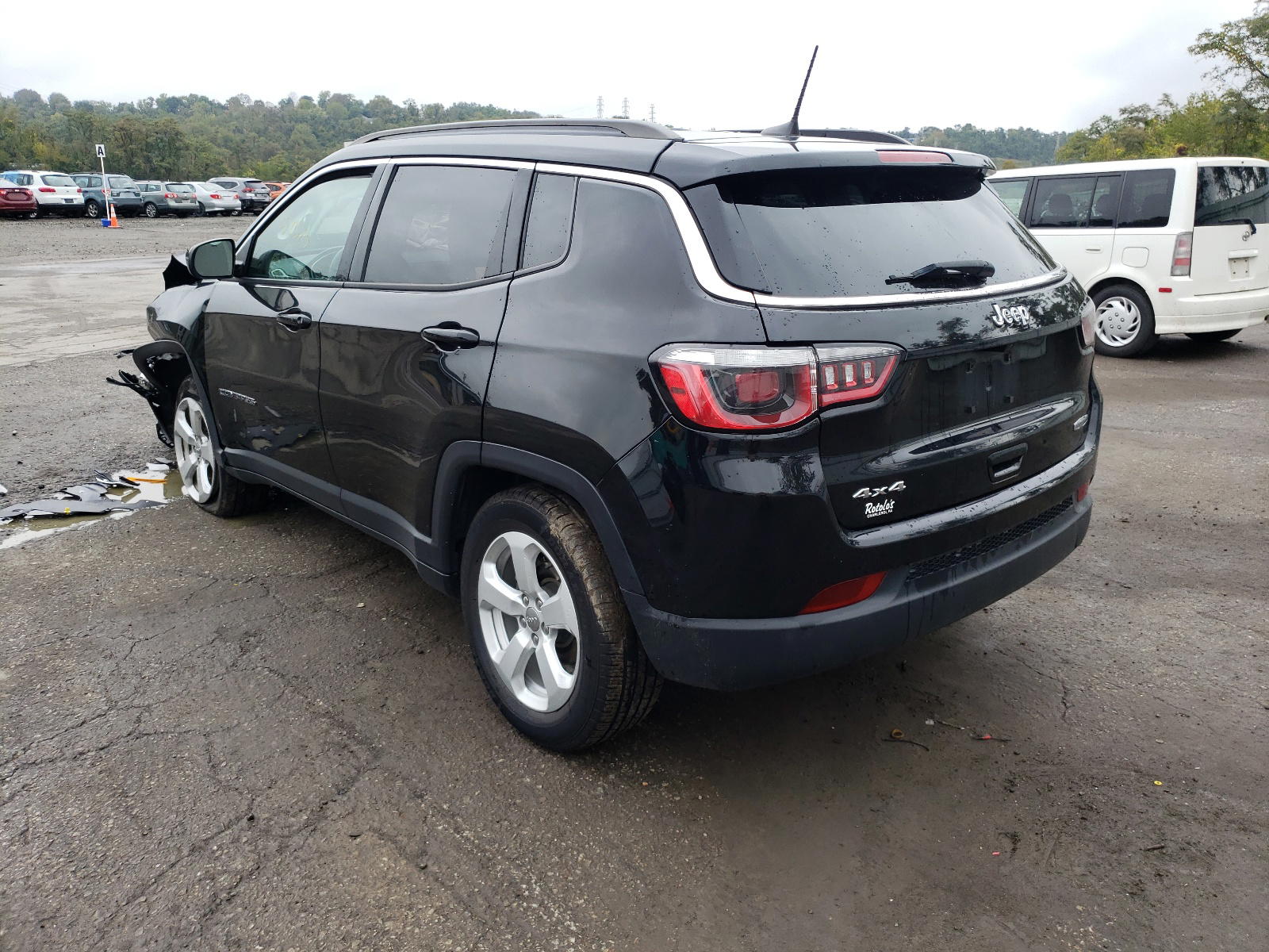Photo 3 from auction – 2018 JEEP COMPASS LA with VIN 3C4NJDBB7JT435403