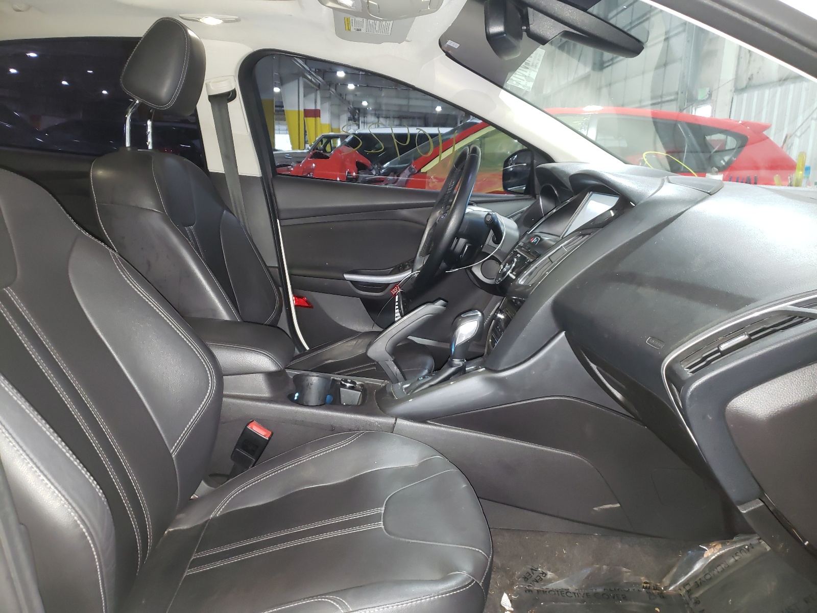 Photo 5 from auction – 2012 FORD FOCUS TITA with VIN 1FAHP3N29CL236987