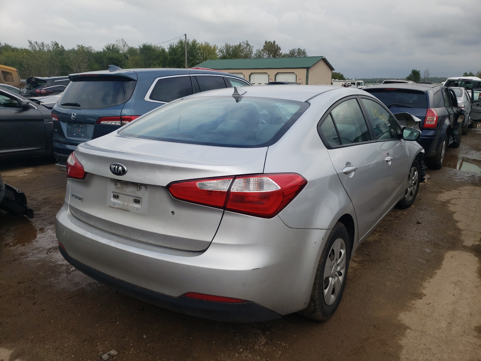 Photo 4 from auction – 2015 KIA FORTE LX with VIN KNAFK4A69F5431816