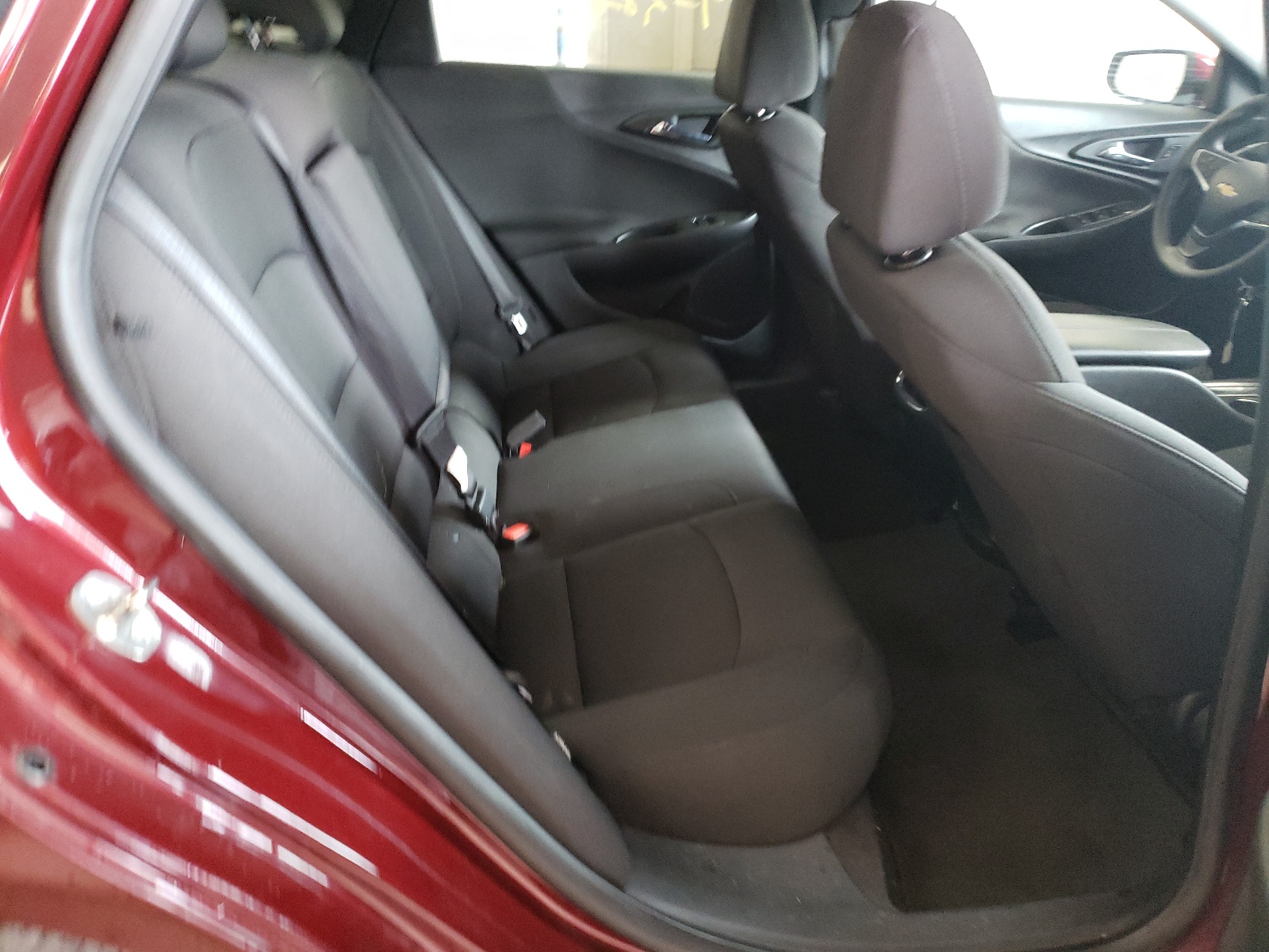 Photo 6 from auction – 2016 CHEVROLET MALIBU LT with VIN 1G1ZE5ST6GF187449