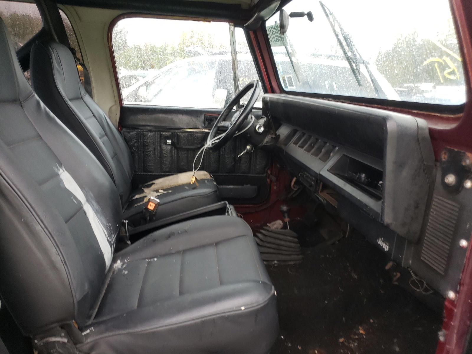 Photo 5 from auction – 1987 JEEP WRANGLER L with VIN 2BCCE8147HB505205