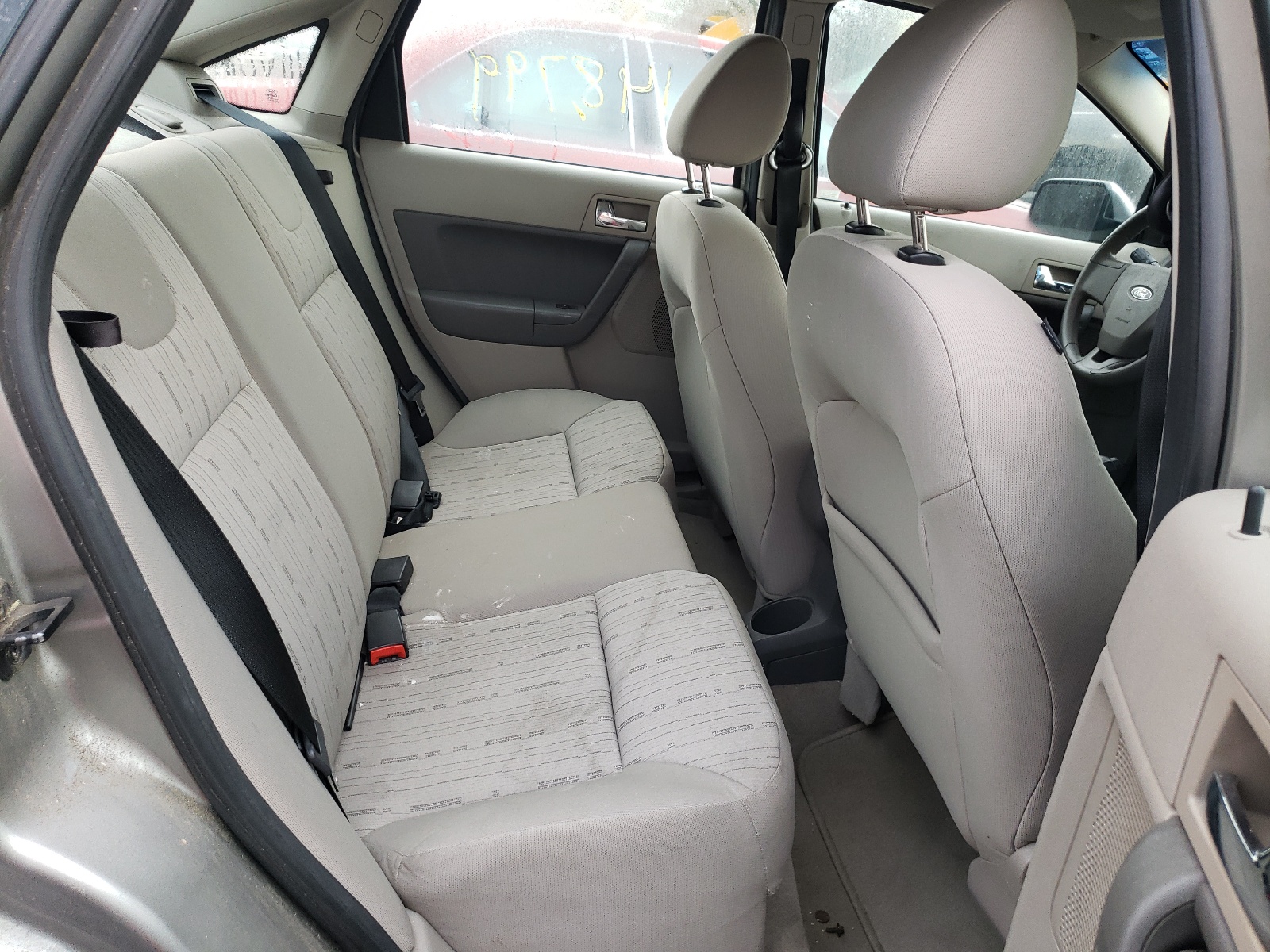 Photo 6 from auction – 2008 FORD FOCUS SE with VIN 1FAHP35N68W187408