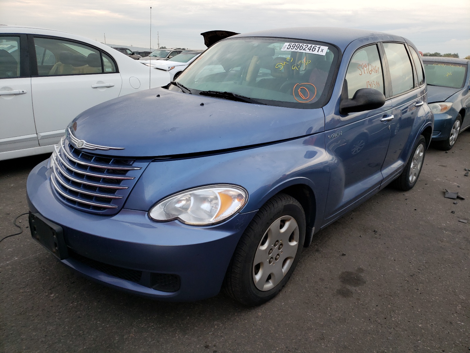 Photo 2 from auction – 2005 CHRYSLER PT CRUISER with VIN 3A4FY48B16T265645
