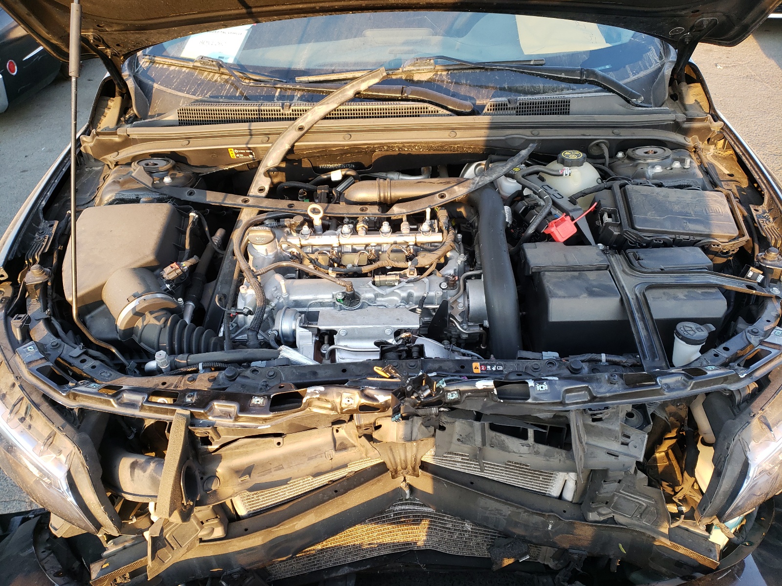 Photo 7 from auction – 2018 CHEVROLET MALIBU LT with VIN 1G1ZD5ST2JF267731