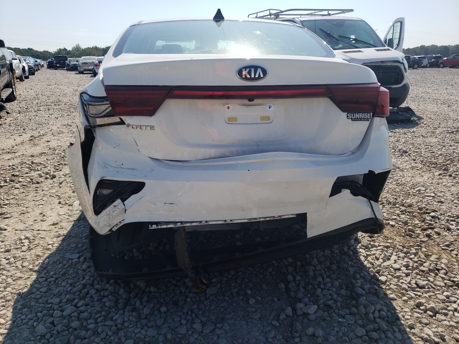 Photo 9 from auction – 2019 KIA FORTE FE with VIN 3KPF24AD3KE007421