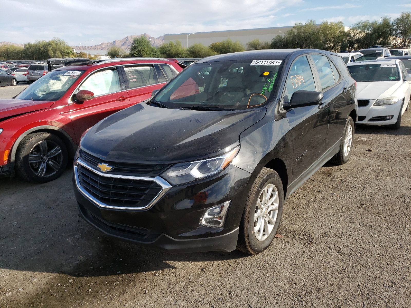 Photo 2 from auction – 2020 CHEVROLET EQUINOX LS with VIN 2GNAXHEV4L6227181