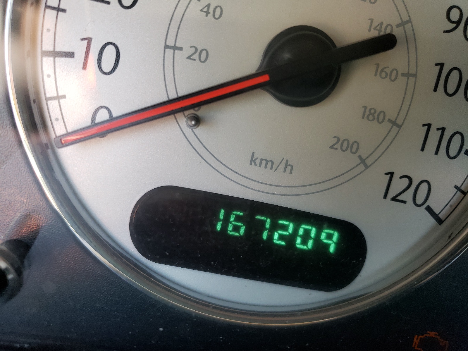 Photo 8 from auction – 2005 CHRYSLER TOWN & COU with VIN 2C4GP54L45R468984