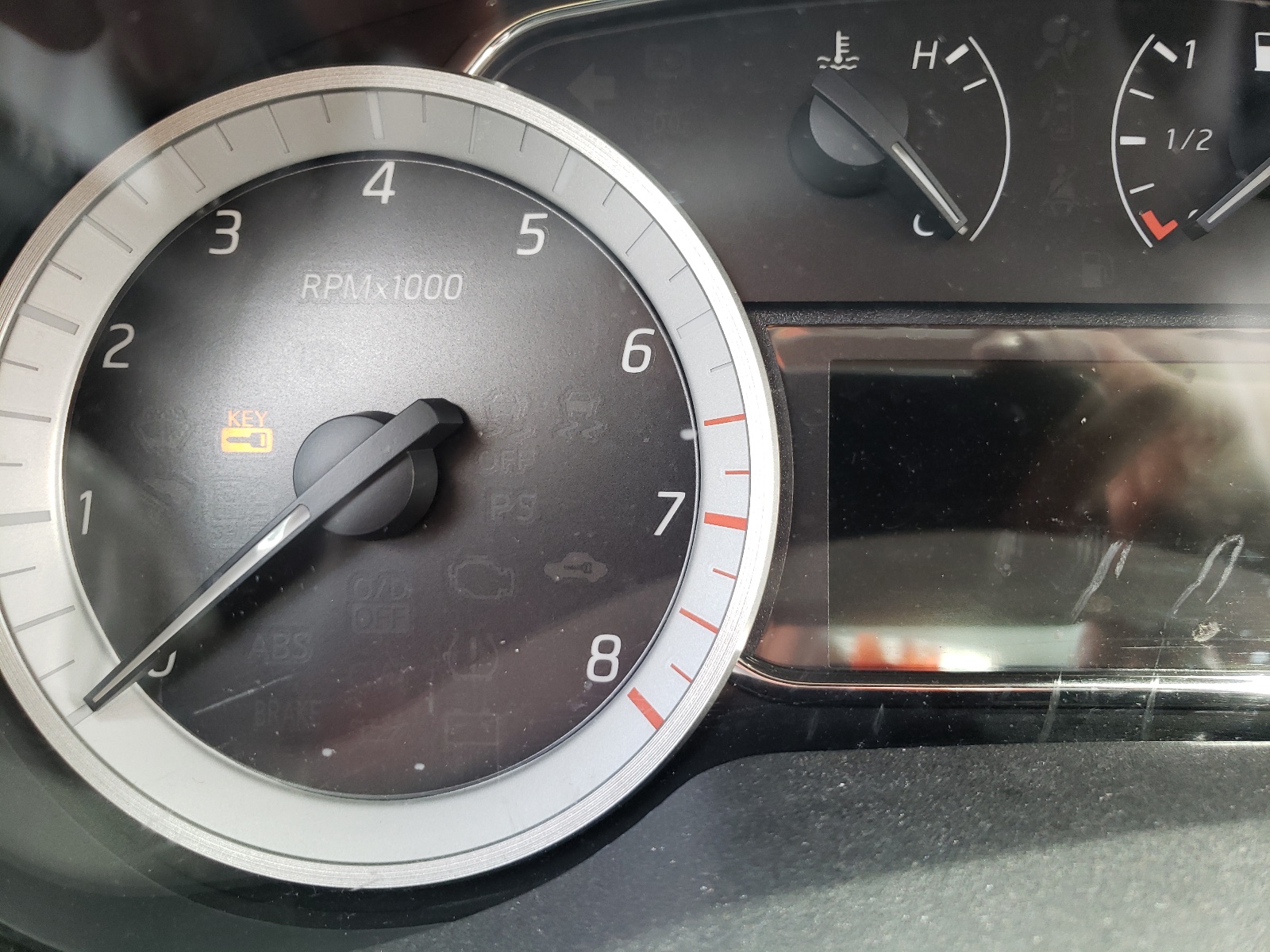 Photo 8 from auction – 2015 NISSAN SENTRA S with VIN 3N1AB7AP2FL634444