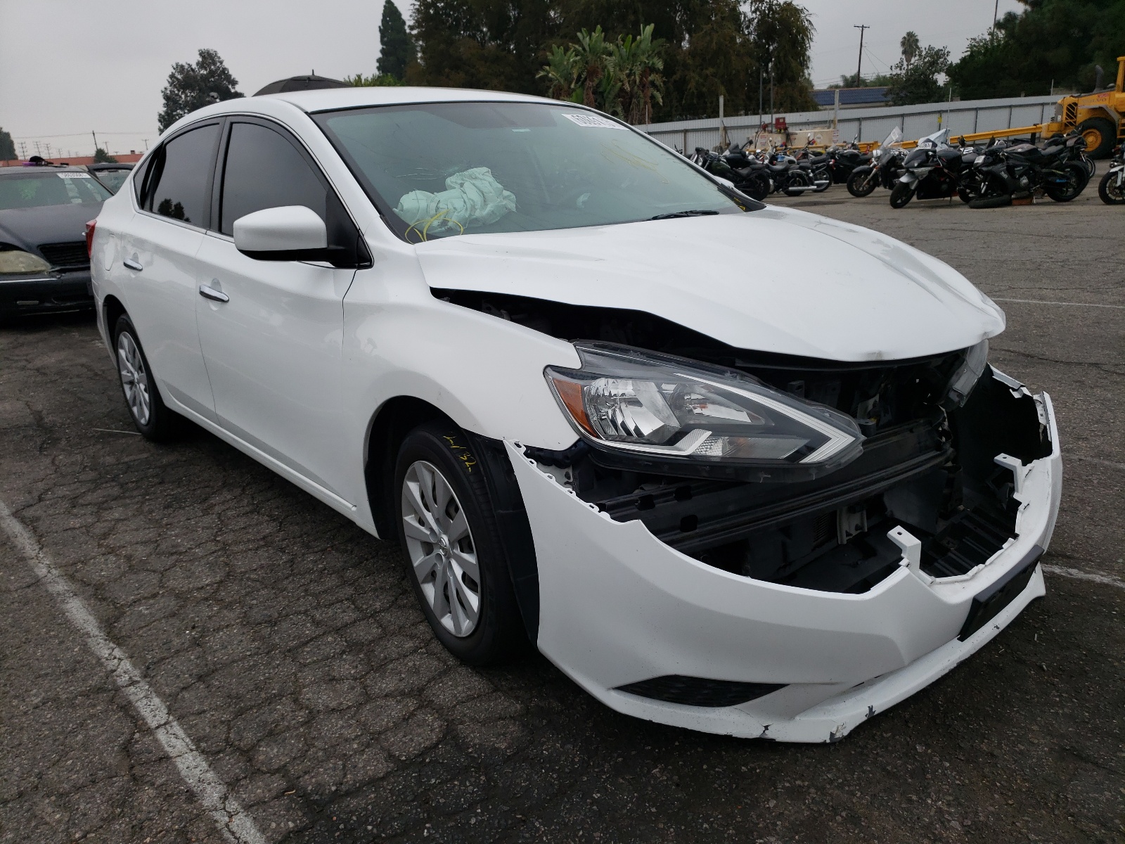 Photo 1 from auction – 2016 NISSAN SENTRA S with VIN 3N1AB7AP7GY248557
